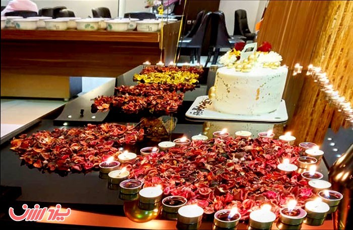 رزرو تولد همراه با سرویس دهی و تزئین رایگان در رستوران ملل و شاندیگار در یزد ارزان